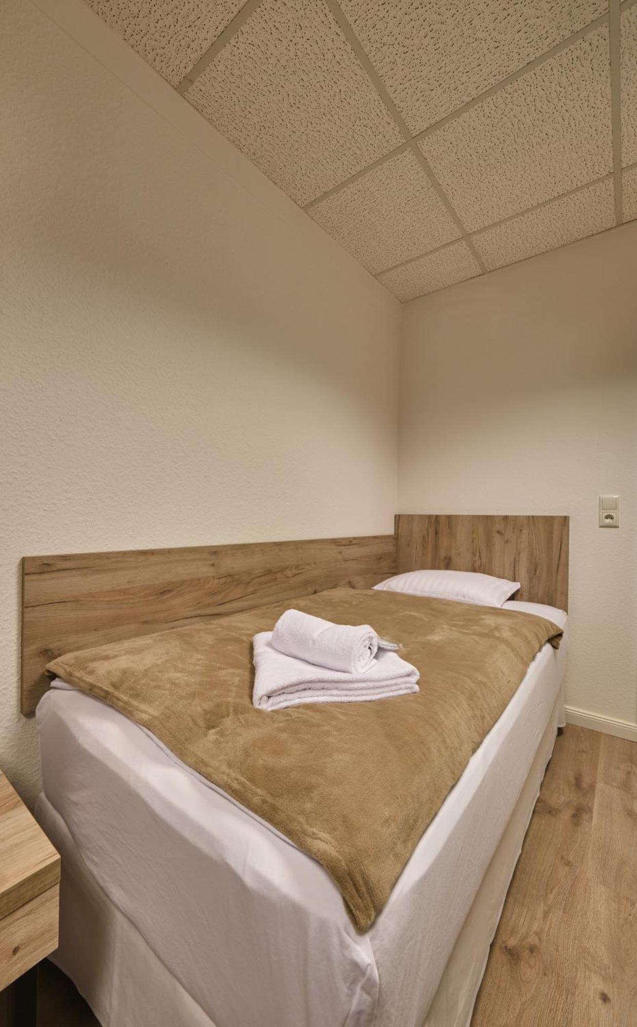 Sleep1C Hostel Hamburg Ngoại thất bức ảnh